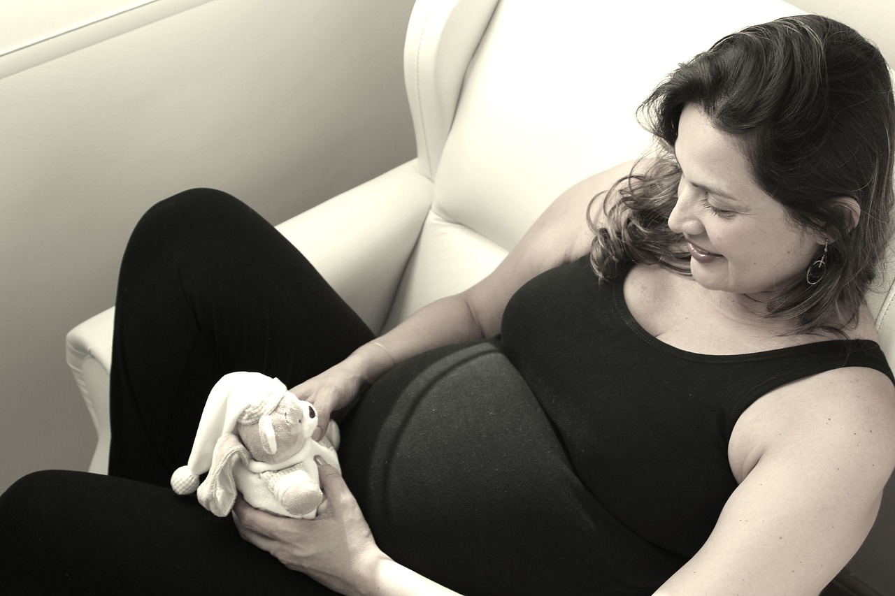 Pregnancy Self-Care: Pamper Yourself Like a Queen